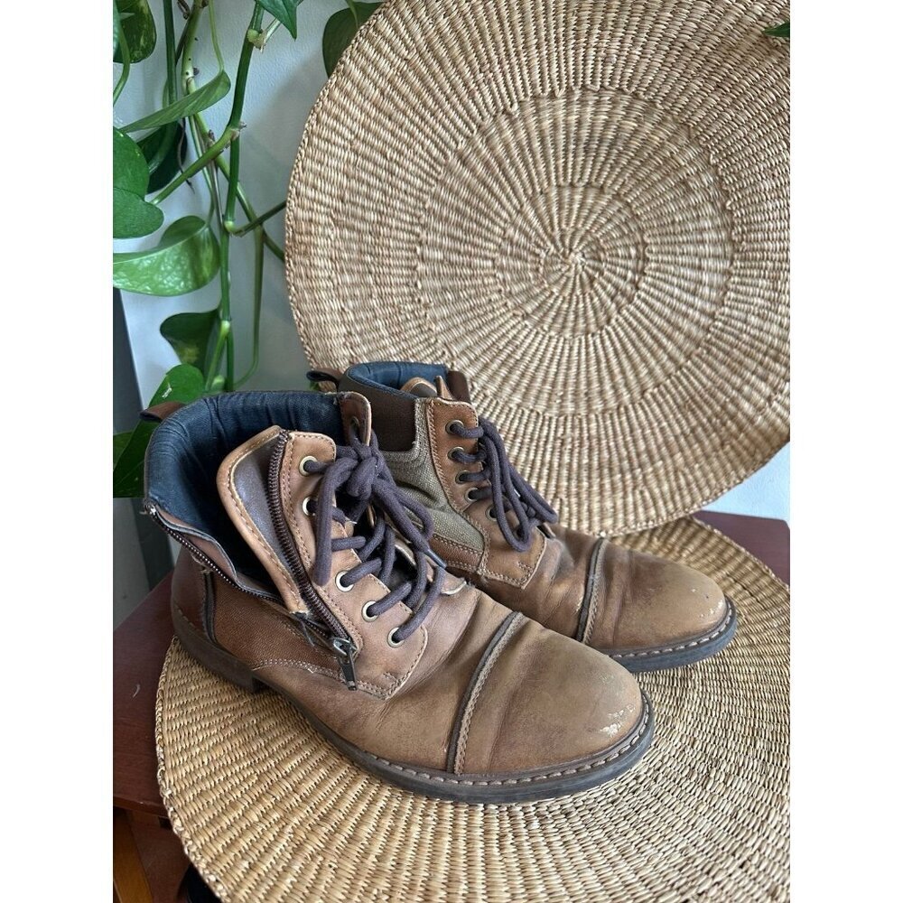 Kohl’s men’s size medium brown boots